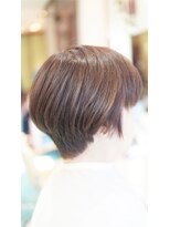 ネス(NESS)&nbsp;イルミナベージュなハイライトの入ったショートグラ29