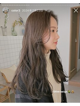 ウィットサークル(wit circle) オリーブベージュカラー