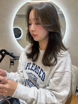 エヌ 大阪梅田店(enu) 【大阪梅田】グレージュ×韓国風くびれ巻き