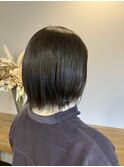 ブリーチなしブルーアッシュ・肩上くびれヘア