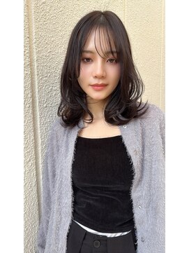 ダム(DaM) くびれレイヤーカット