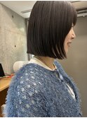 地毛を活かしたシンプルボブ