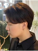 センターパート縮毛矯正マッシュ刈り上げ毛流れツーブロック