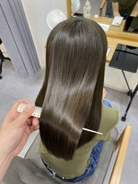 イニット 奈良新大宮(init.)&nbsp;20代30代40代ストレートアッシュベージュ髪質改善艶感カラー