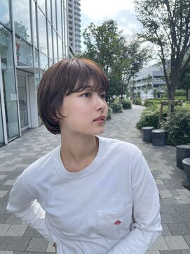 エアー 青山(AIR) 大人可愛い/丸みショート/顔まわりカット/