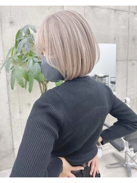 リノート バイ エゴル 名古屋(LINOET by ENGOL) 【LINOET 名古屋】佐藤まいら ホワイトベージュ