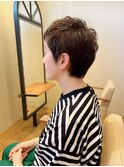 ベリーショートとパーマで可愛さUP