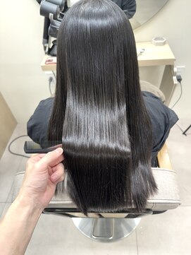 ユニ 江坂(Uni.) 縮毛矯正　髪質改善　美髪縮毛矯正