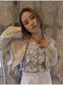 ラベンダーベージュ