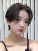 斜めバング、小顔ショート、前髪パーマ