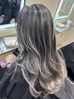 テン バイ アンブルリュクス 池袋(teN +by ambleluxe)&nbsp;ハイライトカラー/バレイヤージュ/ダブルカラー/ブリーチ/30代