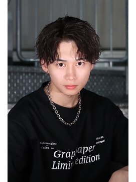 トゥルークリエイション 大宮(True Creation) 無造作センターパート