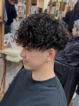 イエローコーン 金沢文庫店(YELLOW CORN) スパイラルパーマ/メンズパーマ/マッシュパーマ/波巻きパーマ