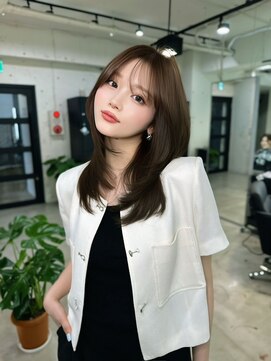 シェノン バイ アランスミシー 表参道(CHAINON by Alan smithee) 表参道/クラゲヘアー/オリーブグレー/小顔/ココアベージュ/渋谷