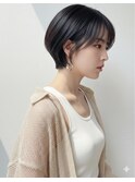 earthショートレイヤーボブミルクティー丸みショートボブ