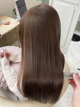 シナモンブラウン