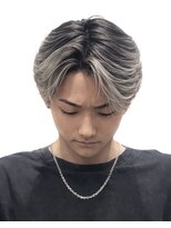 コスモス 町田(COSMOS)&nbsp;モテ確町田美容室ホワイトシルバーバレイヤージュセンターパート