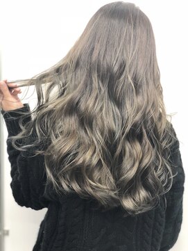 エヌフォーシー(N4C) 【N4C】グレージュ×ダブルカラー