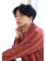 シロフ シンジュク(shirof shinjuku)&nbsp;センターパート/ニュアンスパーマ/20代30代40代/ビジネスヘア