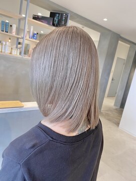 ロテ(LOTE.) ハイライト/髪質改善/ブリーチ/切りっぱなし/一宮/妙興寺