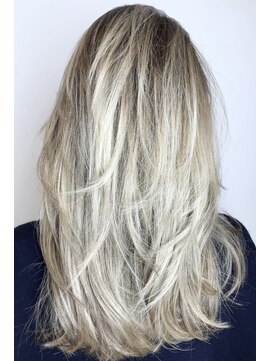 オウル(owl) ブロンド