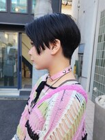 シャロン(SHARON)&nbsp;【SHARON原宿】黒髪ハンサムショート☆刈り上げ