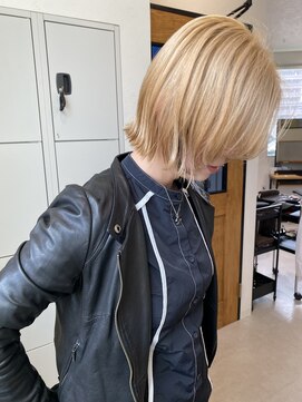 ヘアサロン ムク(HAIR SALON.MuKu) ショートウルフ・ハイトーン・大人ウルフ