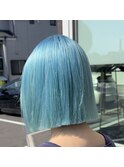 ブルー