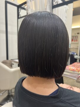 ロアール 大垣店(LOAOL) 切りっぱなしボブ