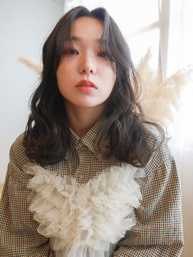 アイナミ ウィズ テトテ(AINM with tetote) 【 AINM 】　黒髪ワンレンカール レイヤースタイル