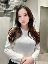 ミンクスオーバー(MINX OVER)&nbsp;韓国ヘア/レイヤーヘア/顔まわりカット/ウェーブヘア/ヘアセット