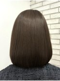まとまるボブスタイル　透明感カラー　赤み消しカラー