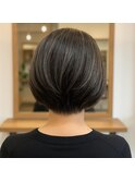 ショートボブ