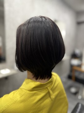 アールフォー 立石(R.4) 上品ツヤボブ