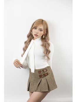 髪質改善＆カラー＆シールエクステ＆ハネエクステ　Love Stasy 表参道店の写真/【独自技術のシンデレラトリートメント】他店で傷んだ地毛やエクステも補修し極上TRで抜群の馴染みが復活！