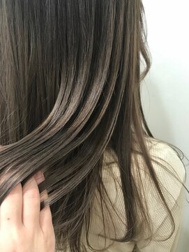 ビスコッティヘア (BISCOTTI HAIR) スモーキーベージュ