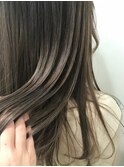 スモーキーベージュ