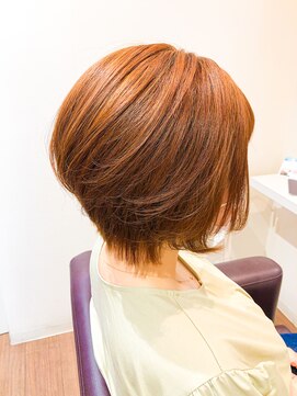 ティエス ジール 成瀬店(TS ZEAL) 前下がりショートボブ