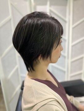 ツムグ 代官山店(TUMUGU) 30代40代50代大人可愛い白髪ぼかし脱白髪染め透明感ショート