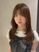 リアン バイ キートス(Lien by kiitos)&nbsp;ロングレイヤー/ハッシュカット/顔まわり/オリーブベージュ