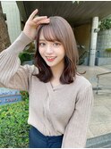 黒髪ボブルフネビージュワンレンくびレイヤーミディアムヘア