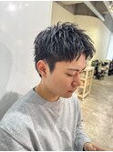 まだまだ流行ってるスパイキーショート