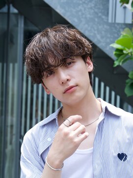 フィフス 神南(fifth) 渋谷メンズマッシュウルフカット波巻きパーマシャドウパーマ