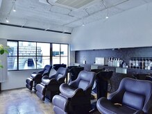 ファイブシーン アオヤマ(5SCENE AOYAMA)の雰囲気(落ち着いた雰囲気のシャンプーブース。ボブ/大人ボブ/青山ボブ)