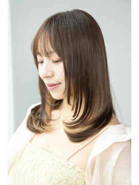 トリッカ シブヤ(TRICCA SHIBUYA) インナーカラー/デザインカラー/イヤリングカラー/艶髪