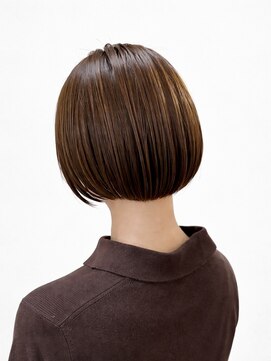 ウォーターリリー(Water Lily) 美シルエット丸みショートボブ