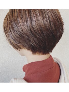 バルス(BLS) マッシュショート　骨格修正カット　【 藤枝/髪質改善/カラー】