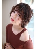 ふんわりシルエットのショートボブ