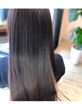 エピル(EpiL) 髪質改善ミネコラトリートメント