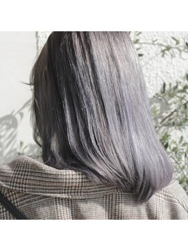 ライカ(Lycka) ホワイトグレージュ